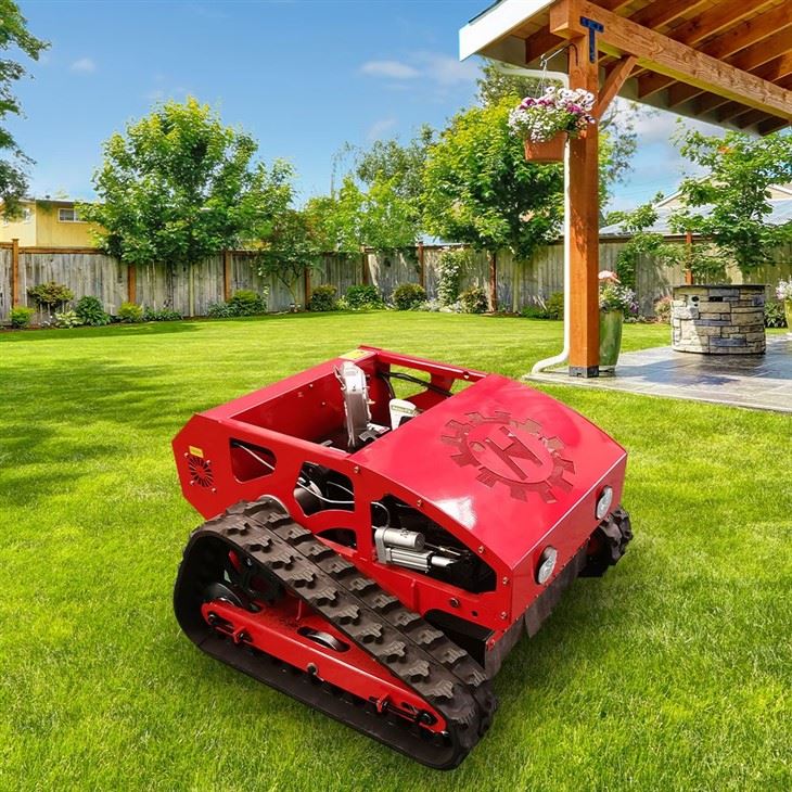 Máy cắt cỏ từ xa